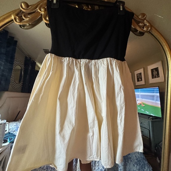 Black and cream Strapless tube top Dress - Picture 3 of 7